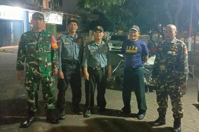 Babinsa Blimbing Bersama Banser Patroli Gabungan di Titik Rawan Jaga Stabilitas Keamanan