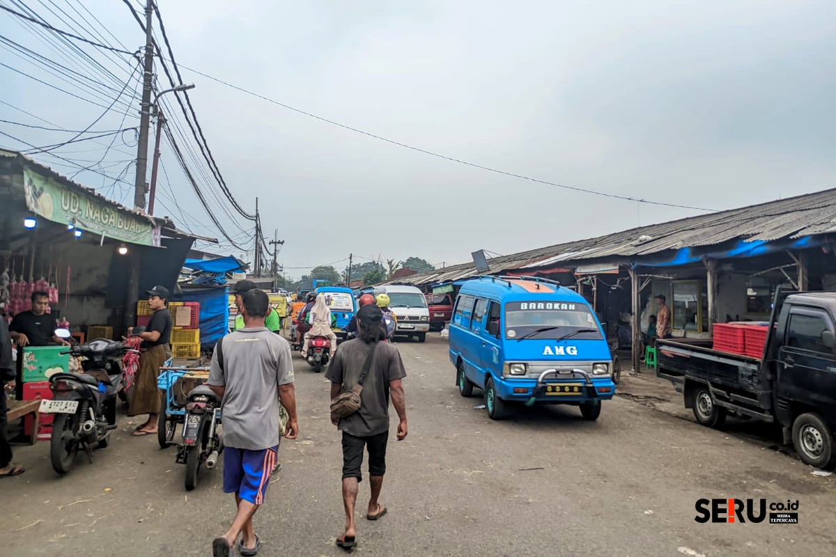 Trans Jatim Segera Meluncur, Sopir Angkot Tagih Janji Pemkot Malang 1  Belum ada kepastian nasib sopir angkot menjelang uji coba Trans Jatim. (bas)