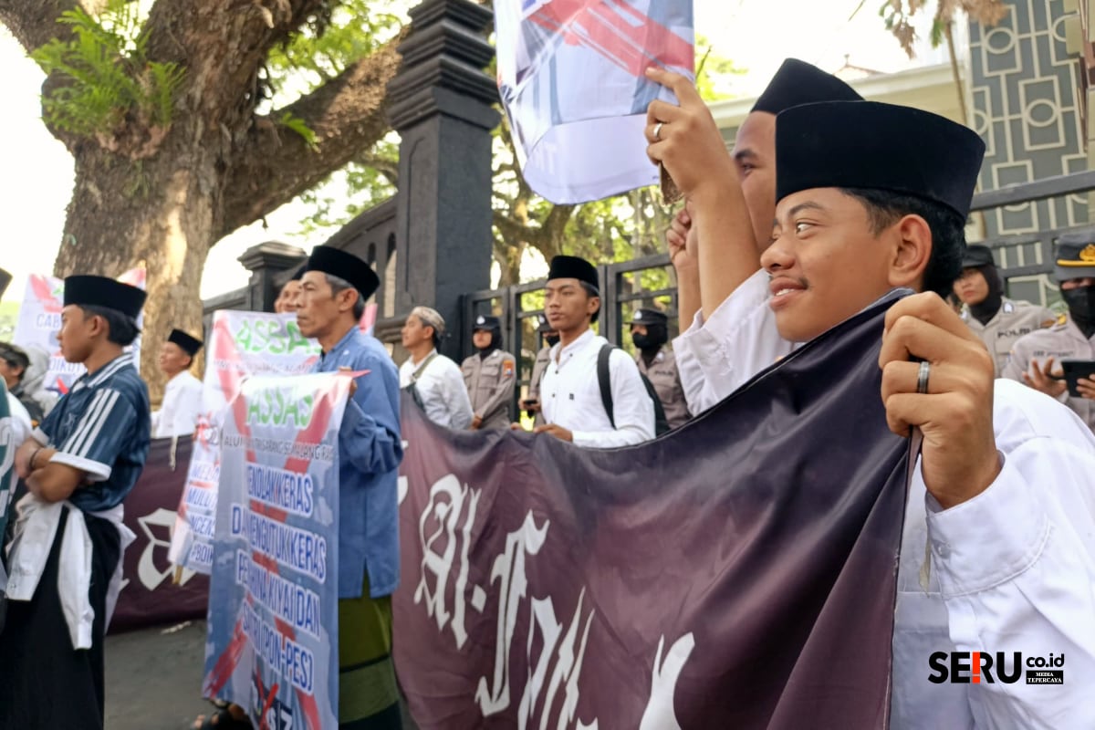 Ratusan Santri Malang Raya Kompak Boikot Trans7, Tuntut Pencabutan Izin Siaran