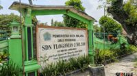 SDN Tlogomas 2, menjadi salah satu sekolah yang akan direhab dengan dana PAK 2025. (bas) 22 Sekolah Kota Malang Direhab Gunakan PAK APBD Rp3 Miliar, Ini Daftarnya!