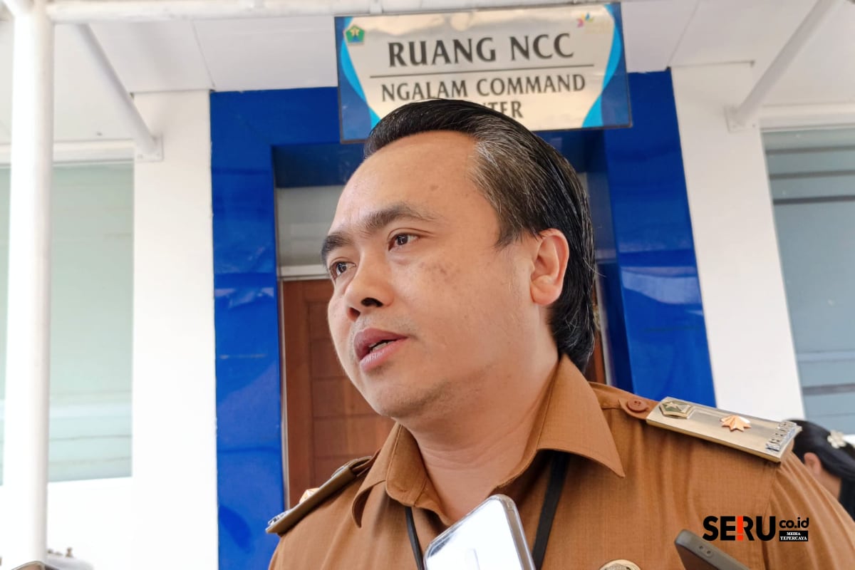 Kepala Disnaker-PMPTSP Kota Malang menjelaskan, pentingnya perizinan untuk menjamin keamanan dan kelayakan bangunan. (bas)