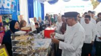 Wali Kota Malang meninjau pelaksanaan Halal Market Day. (bas) Pemkot Malang Dorong UMKM Pesantren Naik Kelas Lewat Halal Market Day