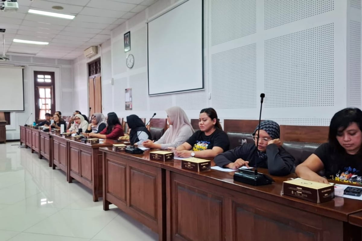 Komunitas Cat Lovers menyampaikan aspirasi kepada DPRD Kota Malang. (dok Komunitas Cat Lovers) 51 Kucing Mati Keracunan, Cat Lovers Kota Malang Desak Kebijakan Ramah Hewan