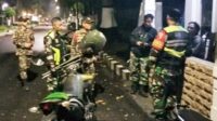 Babinsa Klojen bersama Satkorcab Banser patroli malam secara humanis Babinsa Klojen Bersama Satkorcab Banser Patroli Malam Secara Humanis