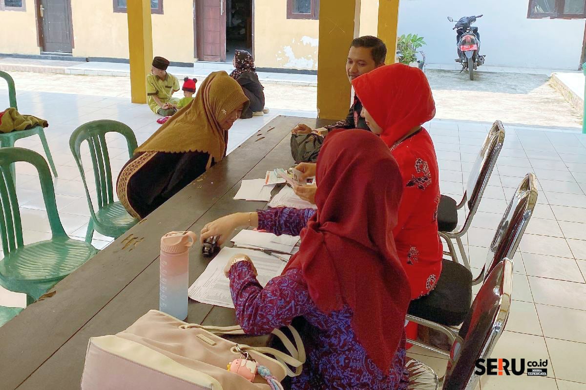 Sesuai Janji Bupati, Pembagian Hononarium Guru Ngaji di Panti Jember Tak Antre