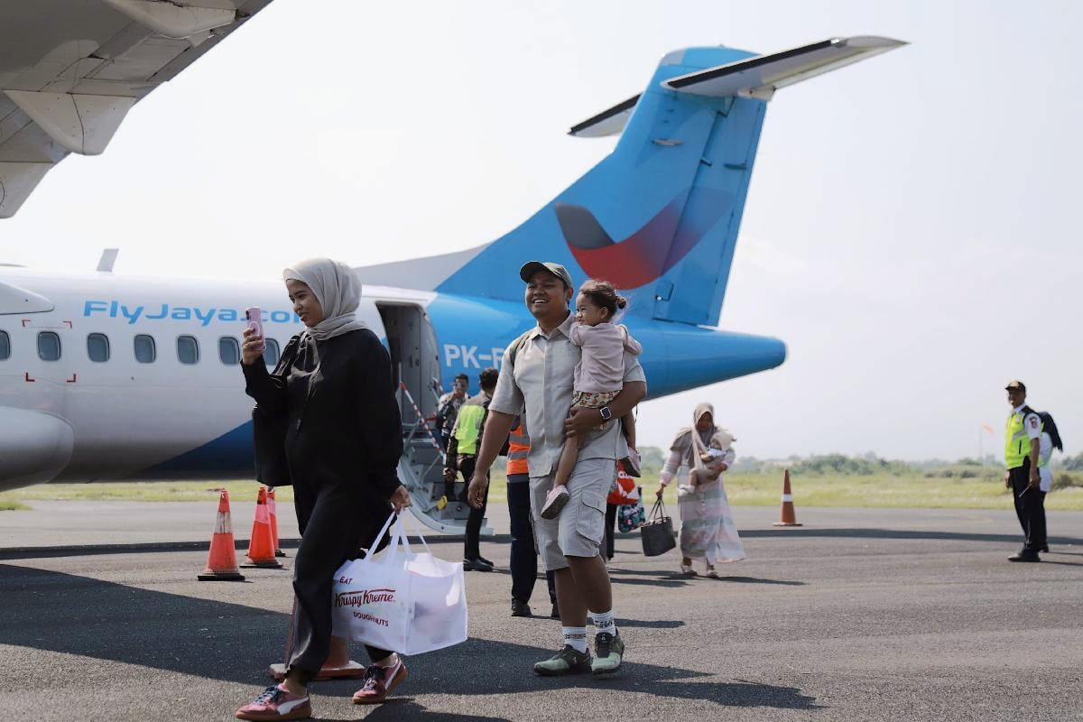 Pemkab Jember dan Fly Jaya Evaluasi Penerbangan Jember–Jakarta, Keterisian Penumpang 83,3 Persen