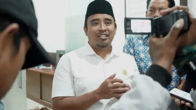 Anggota Komisi C DPRD Kota Malang, Rendra Masdrajad Safaat menyampaikan, hasil komunikasinya bersama DPUPRPKP Kota Malang. (ist) DPRD Kota Malang Sepakat Solusi Sewa Jembatan Bailey di Jembatan Sonokembang