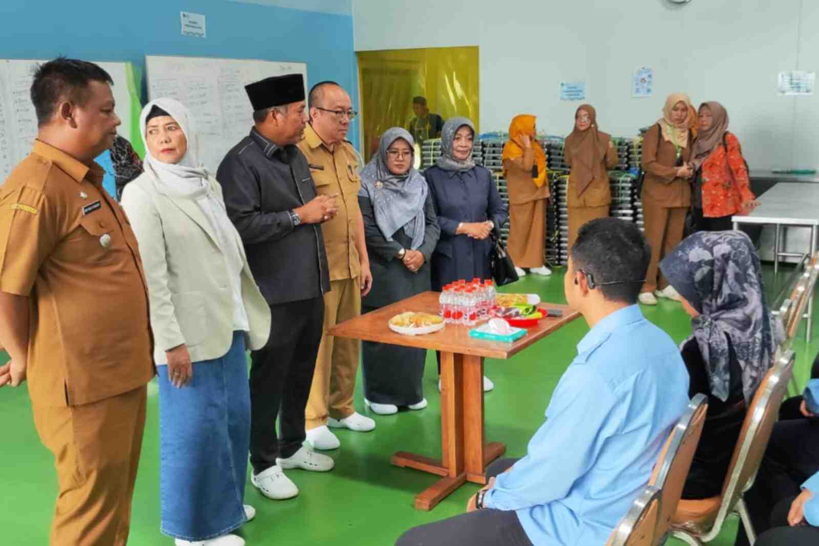 Komisi IV Dewan Perwakilan Rakyat Daerah_11zon Pastikan Keamanan Olahan MBG, DPRD dan Dinkes Kabupaten Malang Tinjau SPPG Sidodadi Lawang