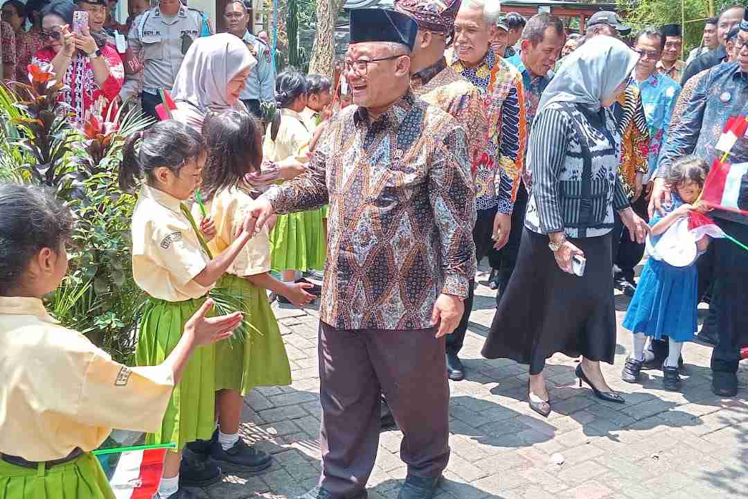 Mendikdasmen RI Kunjungi SDK Sang Timur, Ungkap Terobosan Bagi Pendidik dan Siswa Didik