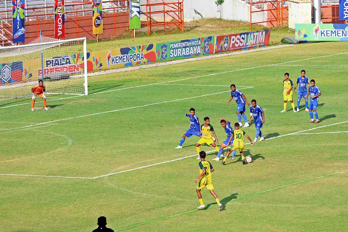 Menpora Erick Thohir Apresiasi Pemkot Surabaya, Sukses Selenggarakan Piala Presiden 2025_11zon Menpora Erick Thohir Apresiasi Pemkot Surabaya, Sukses Selenggarakan Piala Presiden 2025