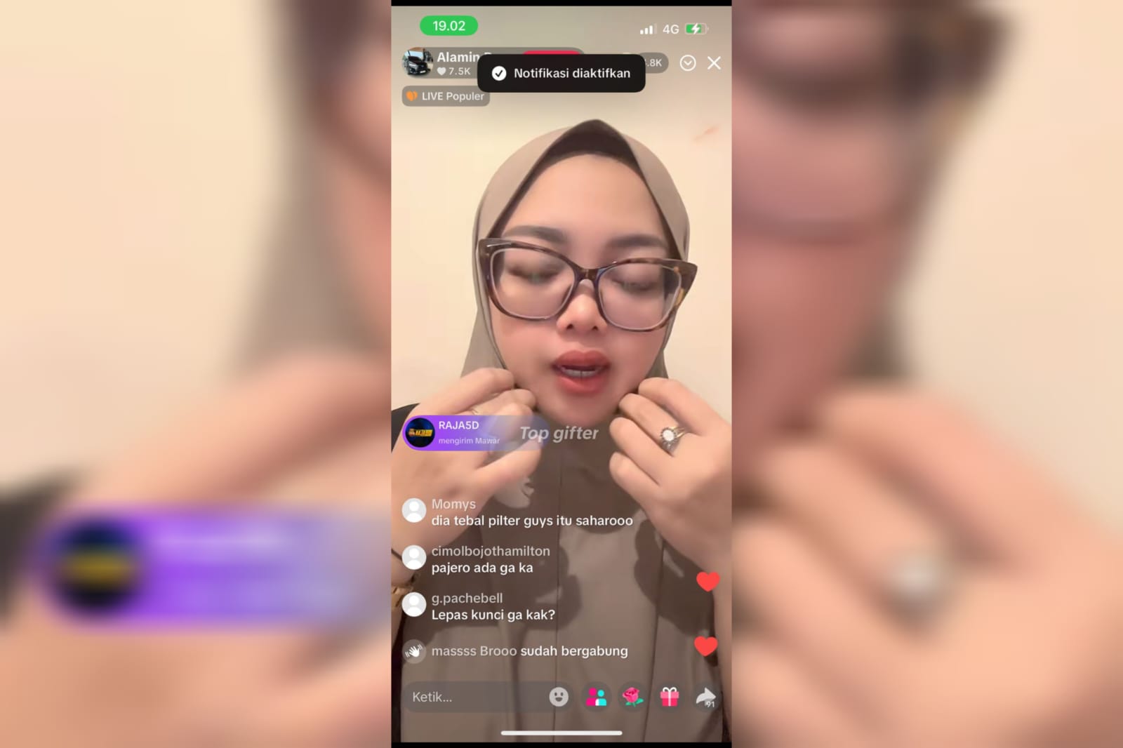 Banjir Komentar di Live Akibat Kemiripan Wajah, Owner Rentcar di Batu Mendadak Jadi Sorotan Mirip 'Sahara Viral'
