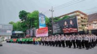 Polresta Malang Kota menggelar apel kebangsaan bersama para ojol. (bas_11zon Polresta Malang Kota Gandeng Ojol Cegah Gangguan Kamtibmas Berbasis Digital