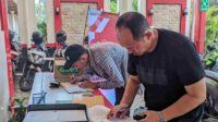 Polresta Malang Kota menggelar kegiatan donor darah dalam rangka memperingati HUT Humas Polri ke-74. (bas_11zon Polresta Malang Kota Gelar Donor Darah Peringati HUT ke-74 Humas Polri