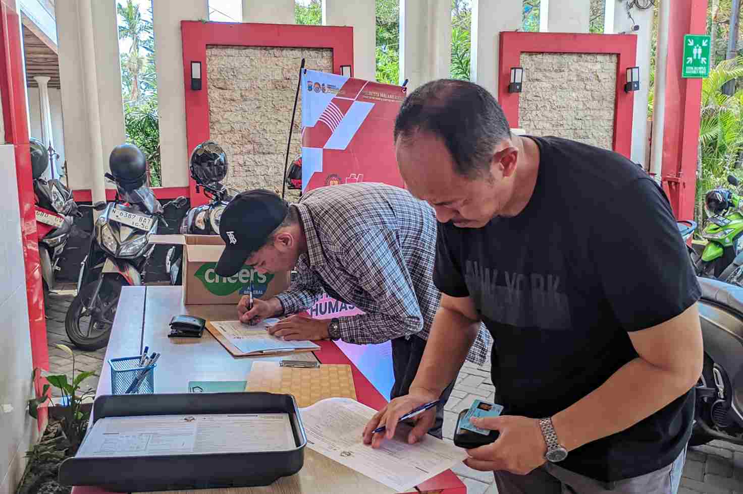 Polresta Malang Kota Gelar Donor Darah Peringati HUT ke-74 Humas Polri