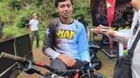Rider Downhill asal Bali, Anantha Djawa, peserta 76 IDH 2025 di Klemuk Park. (dik Hujan dan Trek Curam Klemuk Uji Mental Para Rider 76 IDH 2025