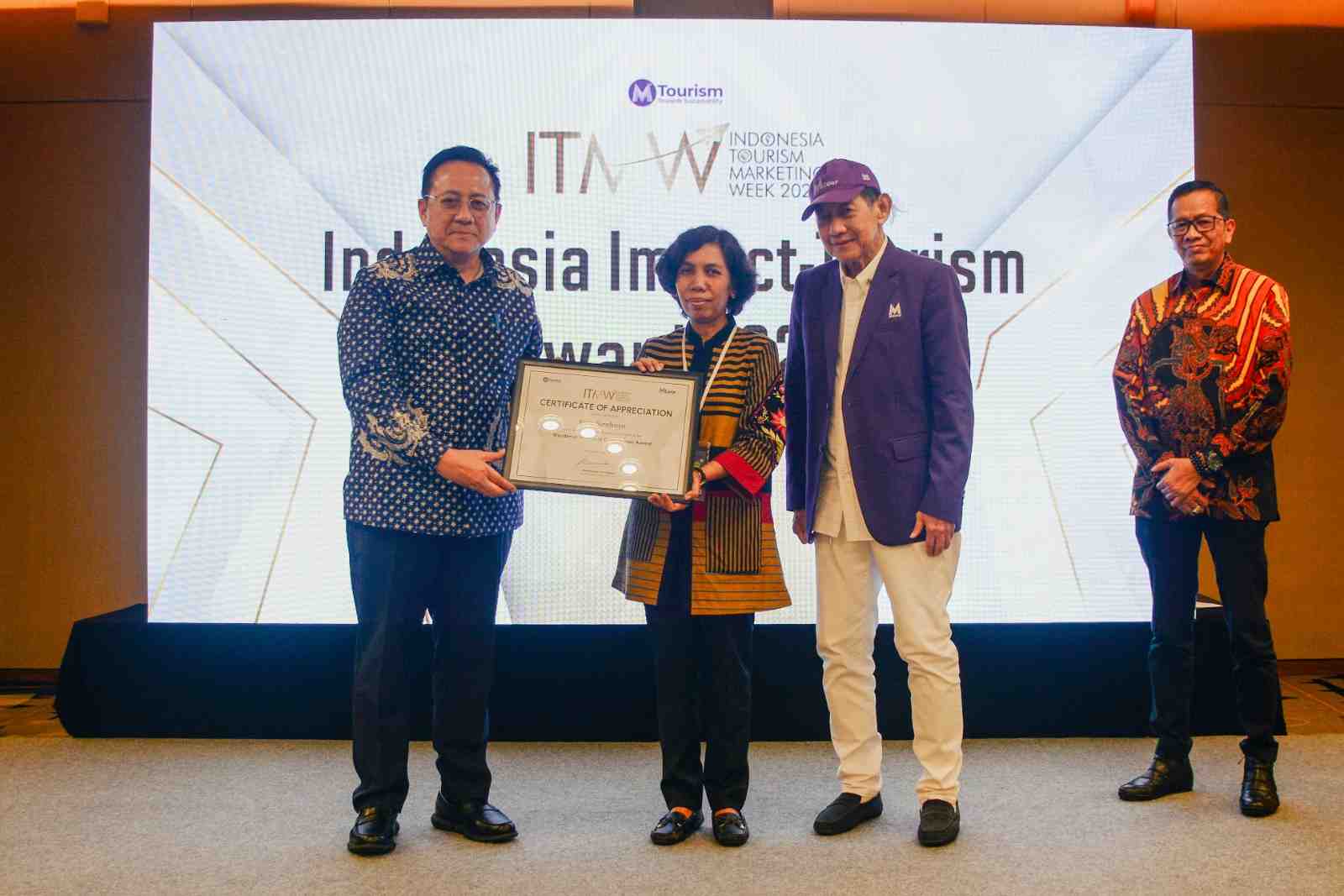 , Surabaya Kalahkan Kota Besar Lainnya_11zon Borong Empat Penghargaan dari MarkPlus Tourism, Surabaya Kalahkan Kota Besar Lainnya