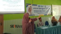 Ustadzah Mury Ririanty, S.KM., M.Kes. (Seru.co.idsid) SMPN 1 Klabang Gelar Parenting Khusus Wali Murid Sinergi Bersama YDSF Bondowoso