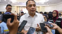 Wali Kota Surabaya Eri Cahyadi 6 Siswa Keracunan Susu Promosi, Wali Kota Eri Instruksikan Dinkes Periksa Penyebabnya