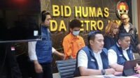 Sosok diduga hacker ‘Bjorka’ Polisi Tangkap Pemuda Minahasa Diduga Hacker Bjorka dan Klaim Retas 4,9 Juta Data Nasabah