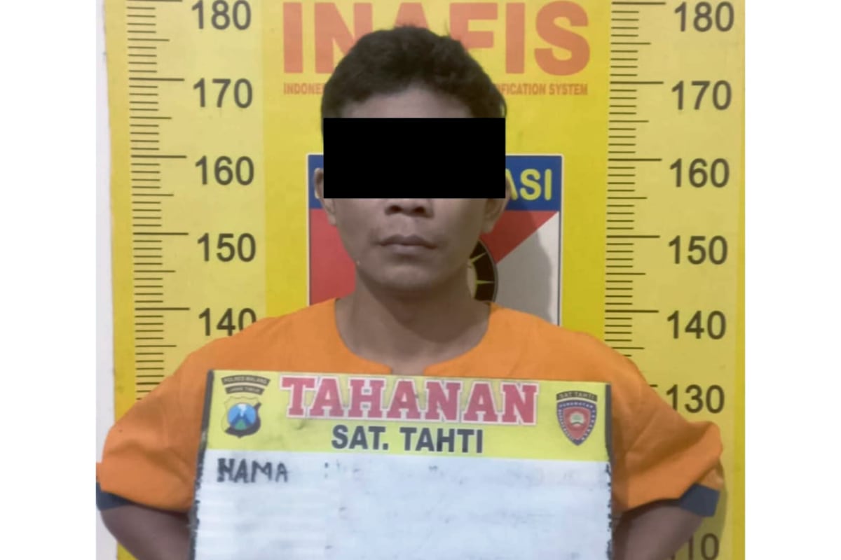 Kurir Narkoba Asal Tajinan Diringkus Polisi Beserta 8 Poket Sabu 16,79 Gram Kurir Narkoba Asal Tajinan Diringkus Polisi Beserta 8 Poket Sabu 16,79 Gram