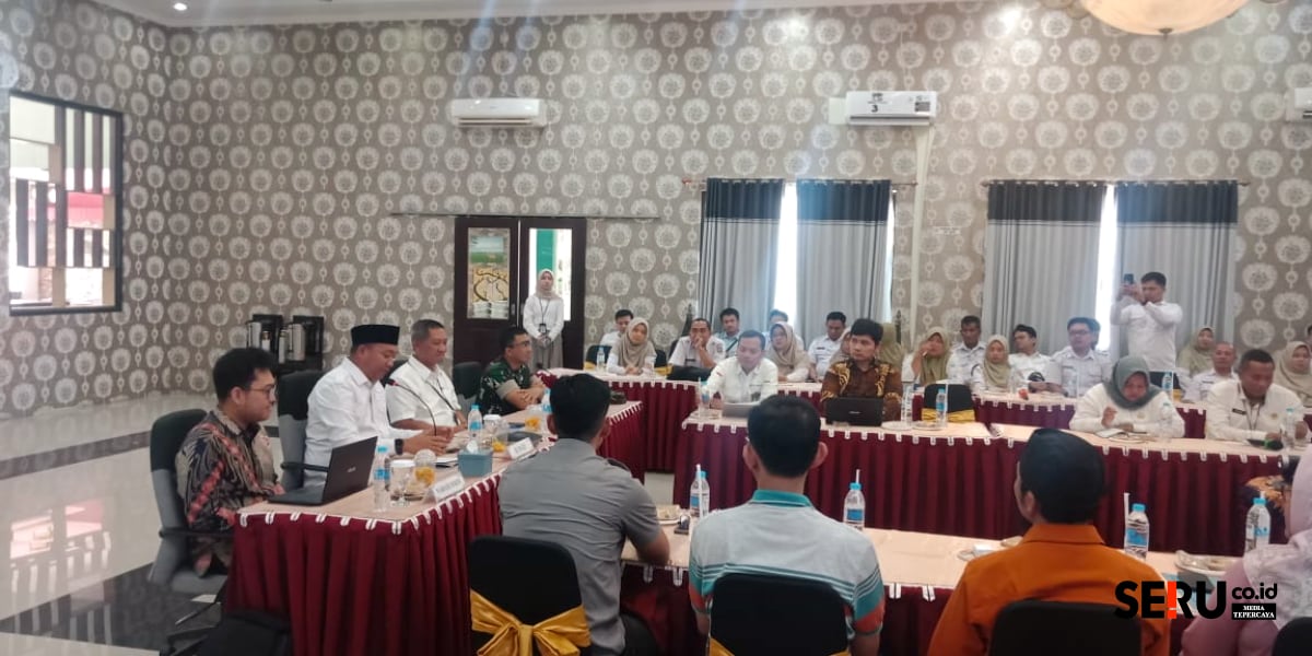 Acara High level meeting Tim Pengendalian Inflasi Daerah (TPID) dan Tim Percepatan Pertumbuhan Ekonomi Daerah (TP2ED) Kabupaten Situbondo, Rabu (15/10/2025). (Seru.co.id/aza) Triwulan II 2025, Pertumbuhan Ekonomi Kabupaten Situbondo 5,95 Persen Tertinggi dari Daerah Lain