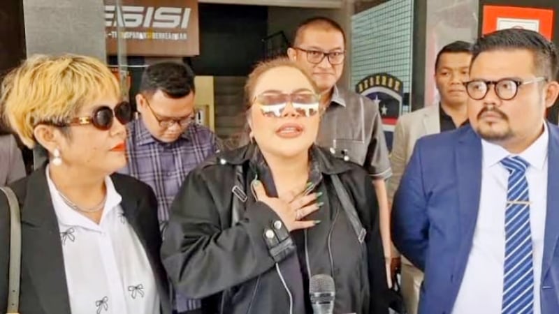 Lisa Mariana Mangkir dari Pemeriksaan Kasus Pencemaran Nama Baik karena Sakit