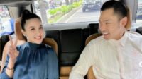 Sandra Dewi bersama suaminya. (ist) Sandra Dewi Gugat Penyitaan Aset Pribadinya, Klaim Diperoleh dari Kerja Keras Sendiri