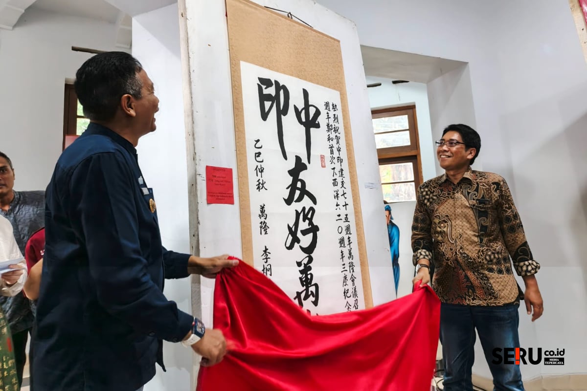 Wali Kota Malang membuka pameran seni Tiongkok-Indonesia di Graha Tumapel. (Seru.co.id/bas) Pameran Karya Seni Tiongkok-Indonesia Pererat Hubungan Budaya Dua Negara