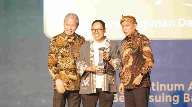 bankjatim 12_11zon (1) Bank Jatim Raih Best Issuing Bank di Prima Awards 2025