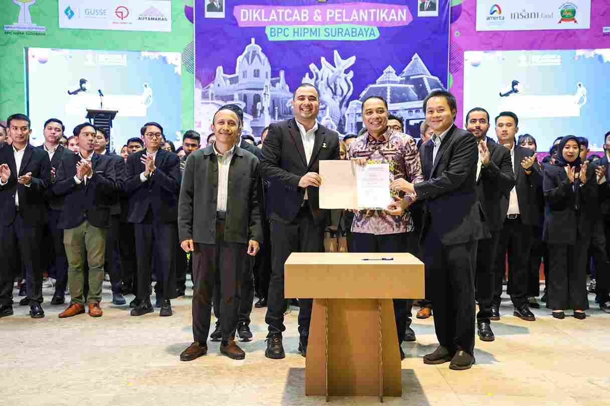 hipmi_11zon Wali Kota Eri Ajak Kolaborasi Pengurus Baru HIPMI Surabaya Kembangkan Hi-Tech Mall
