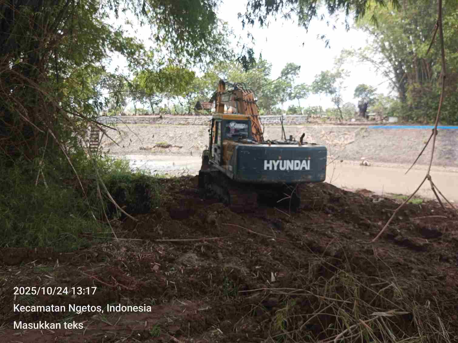 normalisasi sungai_11zon DPUPR Nganjuk Normalisasi Sungai Mojoduwur Untuk Cegah Banjir Dan Pulihkan Fungsi Aliran Air