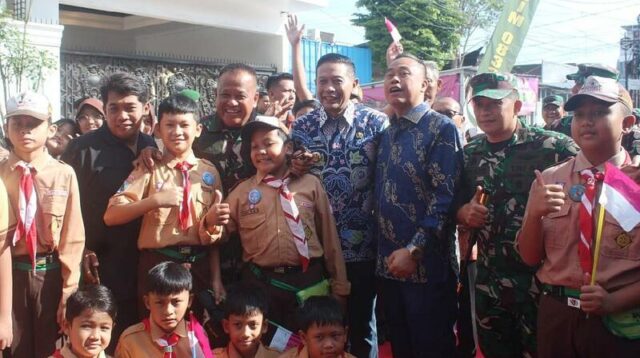 Dandim 0833/Kota Malang Dampingi Wakasad Tinjau Dapur SPPG MBG Preneur Yayasan Prokids Anak Indonesia