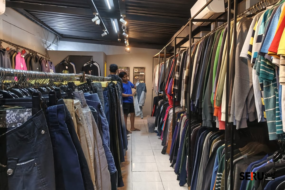 Bisnis Thrifting di Kota Malang Lesu Imbas Larangan Impor Pakaian Bekas