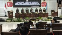 DPRD Kota Malang bersama Wali Kota Malang membahas Ranperda tentang APBD 2026. (bas) Penyesuaian Anggaran 2026, Pemkot dan DPRD Kota Malang Sinkronkan Program dan Efisiensi Belanja