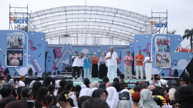 Ratusan Pelajar Gaungkan ‘Jember Zero Bullying’ di Karnaval SCTV 2025