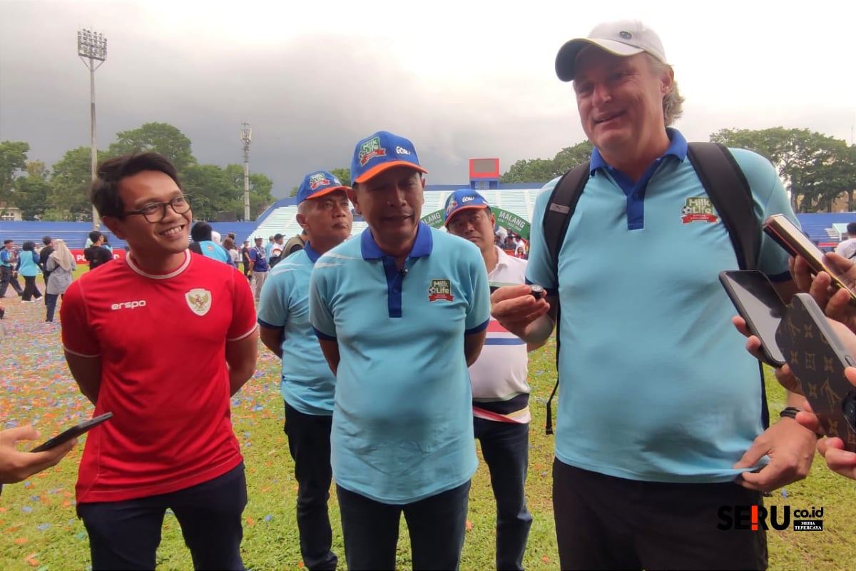 Wali Kota Malang, Djarum Foundation dan MilkLife, menjawab pertanyaan awak media. (rhd)