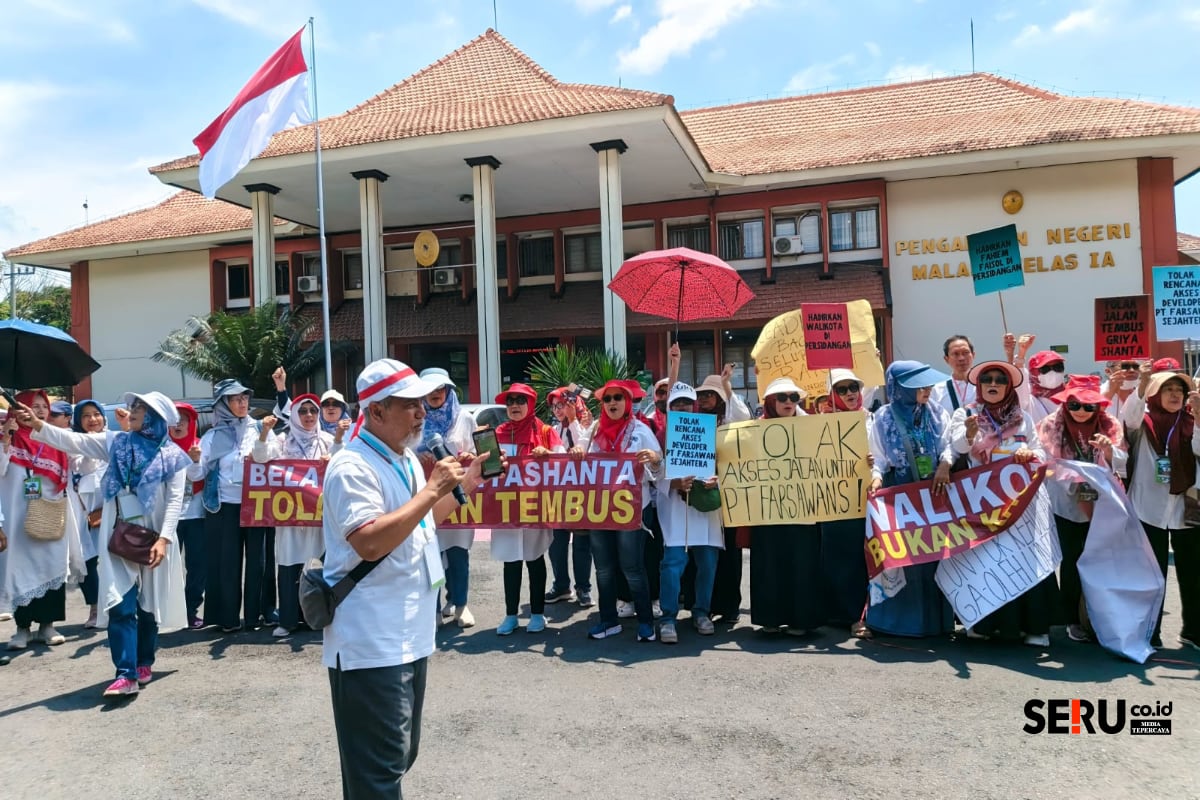 Warga Griya Shanta Geruduk PN Malang, Gugat Pemkot Malang soal Jalan Tembus