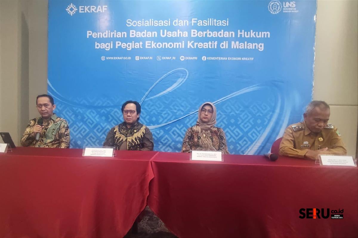 Muhammad Fauzi, Cecep Rukendi, Fitria Rahmawati dan Baihaqi, menjawab pertanyaan awak media. (rhd)