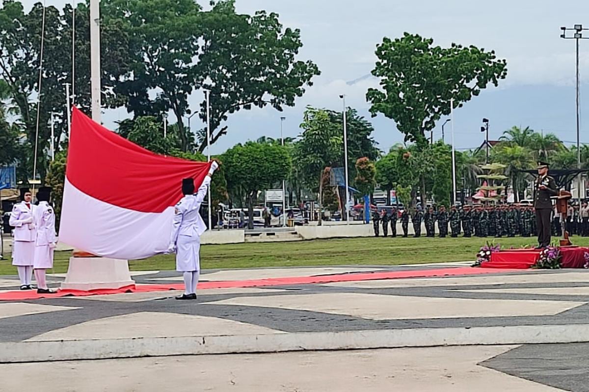 Upacara Hari Pahlawan di Jember Tekankan Teladan Para Pejuang dalam Berbangsa dan Bernegara