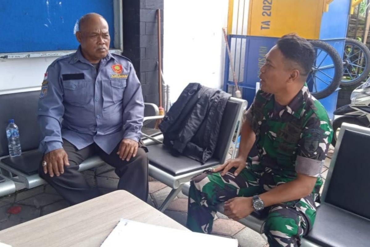 Babinsa dan Linmas Arjosari Perkuat Stabilitas Keamanan Wilayah