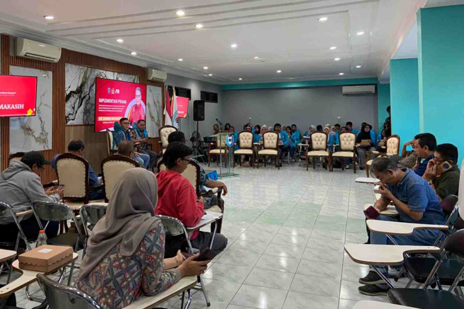 Kegiatan Implementasi P5HAM yang digelar di Universitas Insan Budi Utomo (UIBU). (Ist_11zon Perkuat Pemahaman Perspektif HAM, Kementerian HAM RI Gelar Kegiatan Implementasi P5HAM