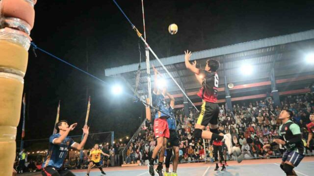 Partai final putra Tournamen Voli Danlanud Abd Saleh Cup I Tahun 2025. (ist_11zon Tuan Rumah Juara: Danlanud Abd Saleh Resmi Tutup Open Turnamen Bola Voli Cup I 2025