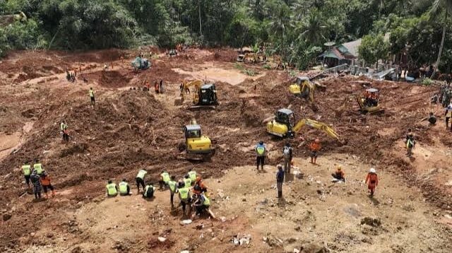 Operasi Hari Ketujuh Longsor Cilacap Diperketat, Lima Korban Masih Dicari