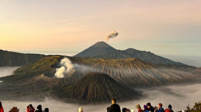 Tahun 2026 Ada 27 Hari Libur dan Cuti Bersama, Saatnya Jelajahi Destinasi Wisata Nusantara