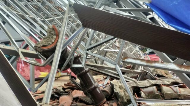 18 Mahasiswa Unsil Terluka Usai Atap Gazebo Ambruk, Penyebab Diduga Rangka Kayu Lapuk