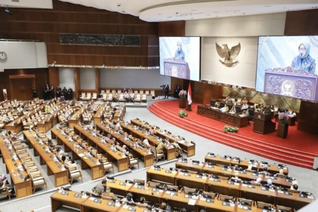 DPR RI Sahkan Revisi KUHAP, Koalisi Sipil Protes Minimnya Partisipasi Publik