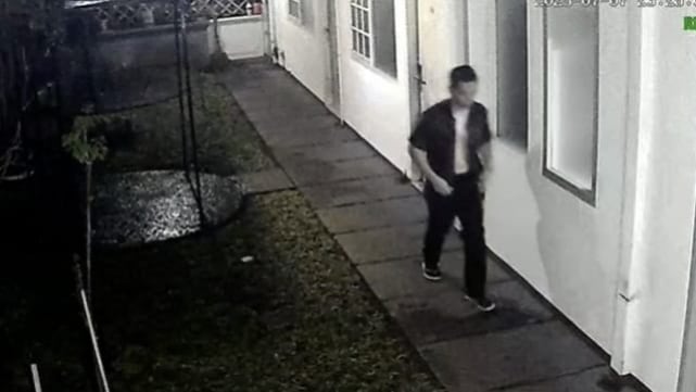 Rekaman diplomat muda Kemlu sebelum ditemukan meninggal di kamarnya. (ist) Kuasa Hukum Ungkap Temuan Baru, Polda Metro Telusuri Jejak V dan Aktivitas Terakhir Arya Daru