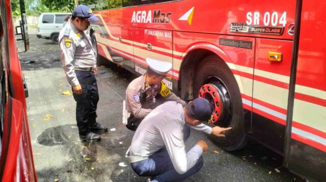 Polres dan Dishub Kabupaten Malang Gelar Ramp Check Bus Umum