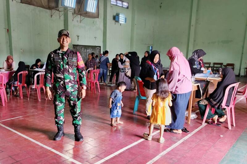 Babinsa Sukun Dampingi Posyandu Integritas Layanan Primer RW 06