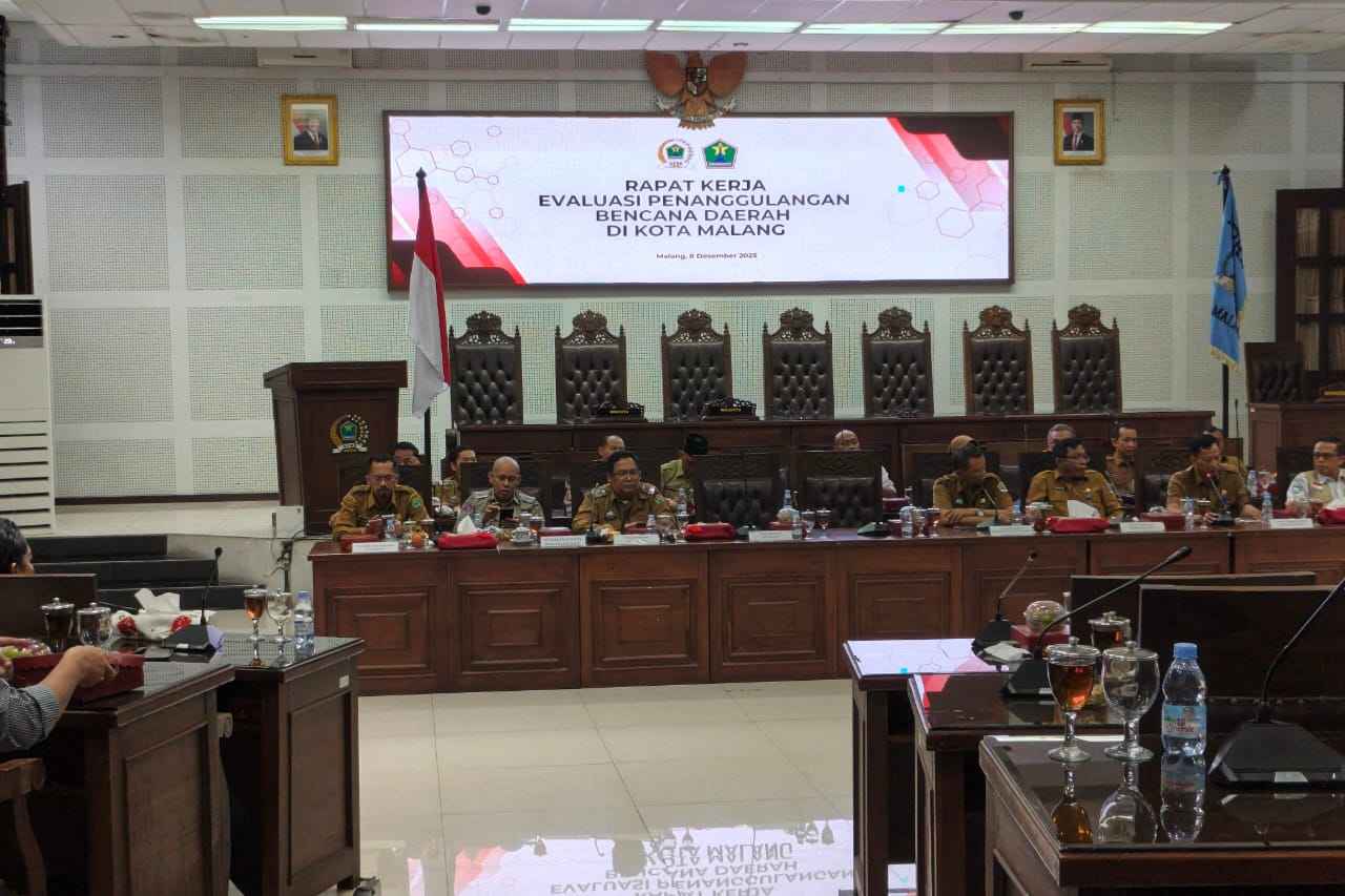Sekda Absen Hadir, Evaluasi Penanggulangan Banjir Kota Malang Nihil Keputusan Strategis 1 Sekda Absen Hadir, Evaluasi Penanggulangan Banjir Kota Malang Nihil Keputusan Strategis